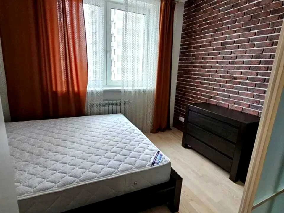 Квартира. Київ, Патріарха Мстислава Скрипника вул.