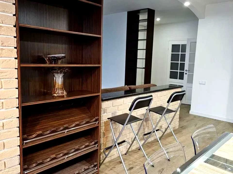 Квартира. Київ, Патріарха Мстислава Скрипника вул.