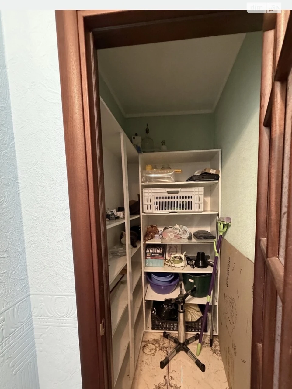 Sale Apartment First of October