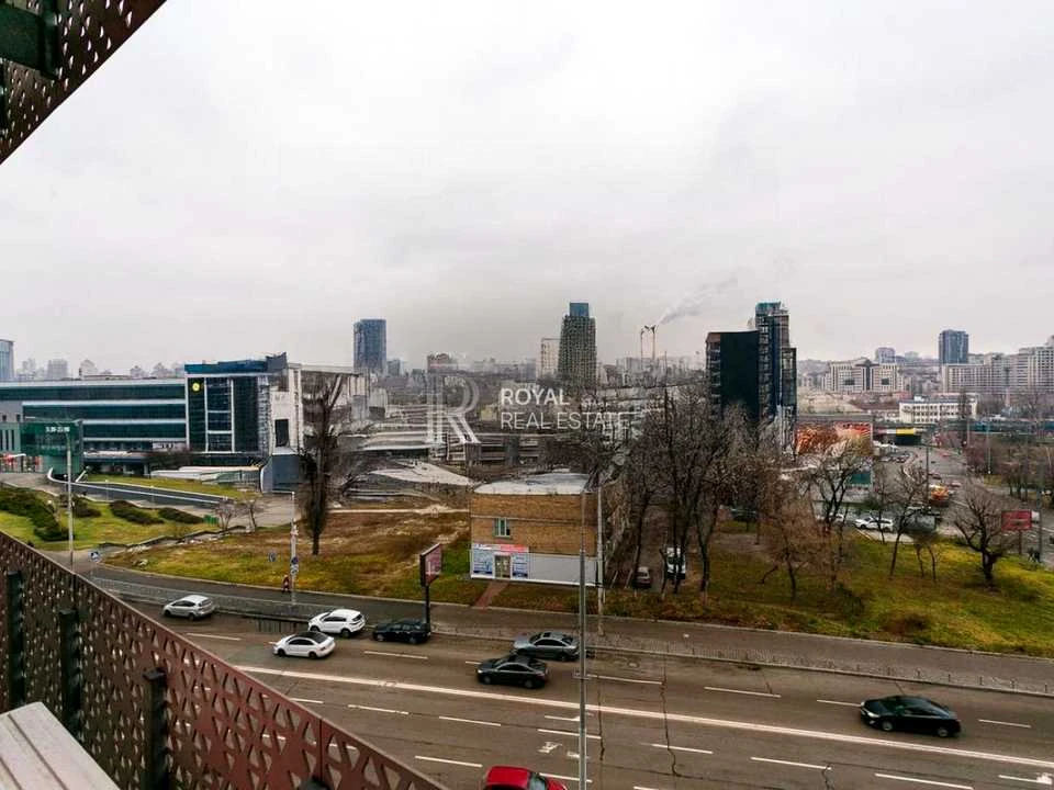 Квартира. Київ, Митрополита Василя Липківського вул.