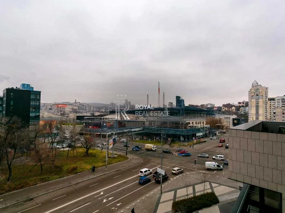 Квартира. Київ, Митрополита Василя Липківського вул.