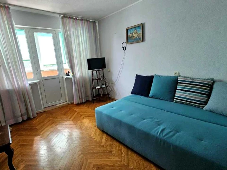 Apartment. Kyiv, Ushinskogo St.