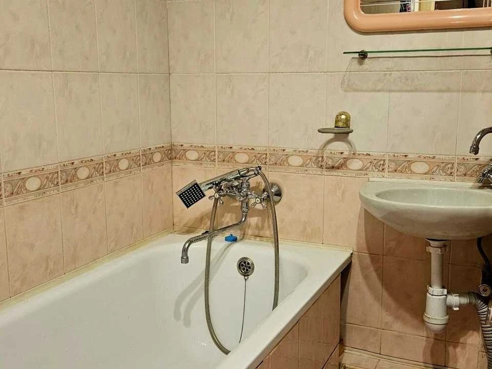Apartment. Kyiv, Ushinskogo St.