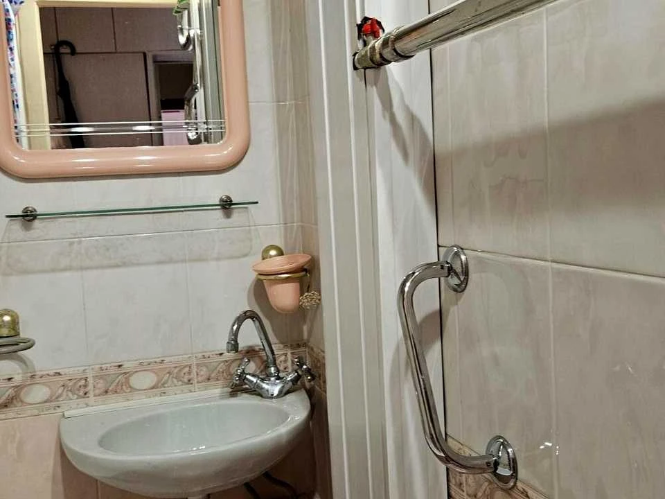 Apartment. Kyiv, Ushinskogo St.