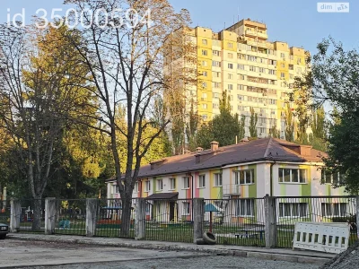 Продаж Квартира Відрадний