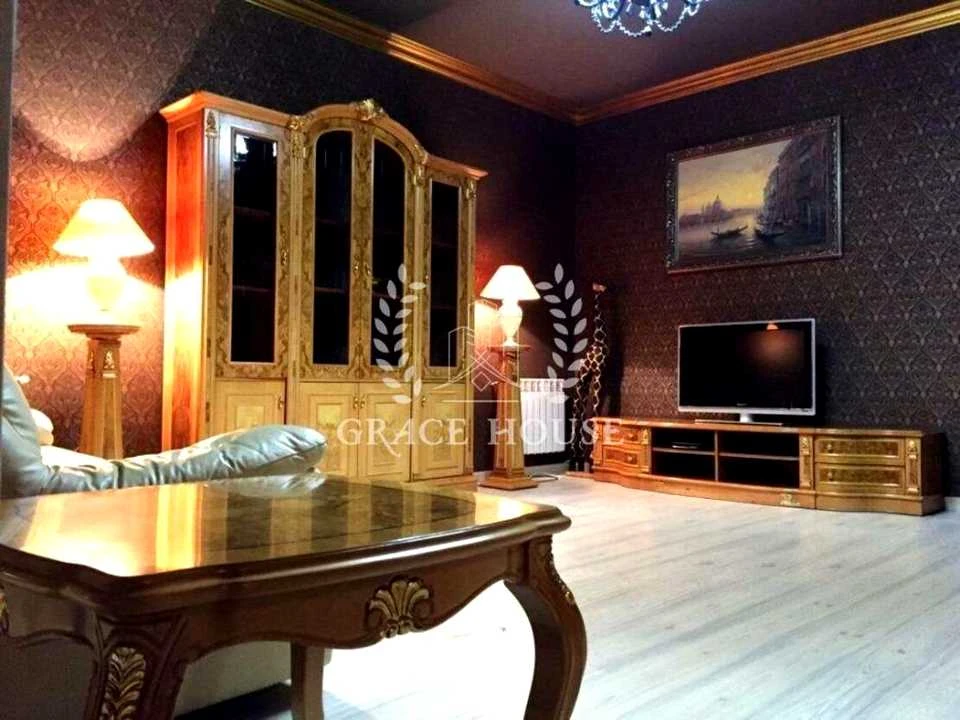 Будинок. Київ, Звіринецька вул.
