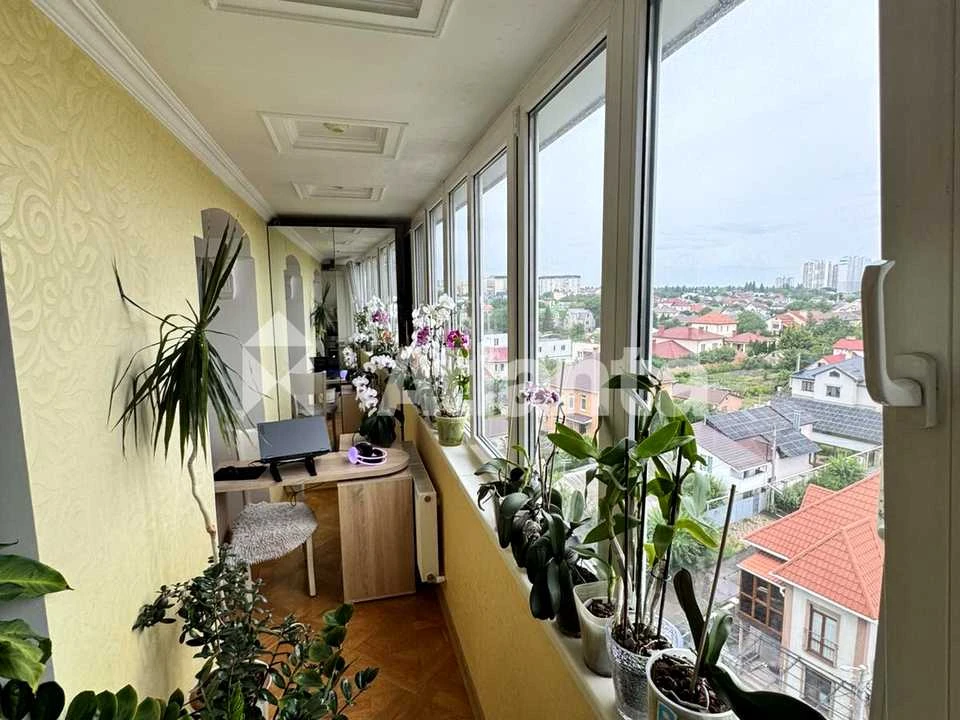 Квартира. Одесса, улица Сергея Шелухина