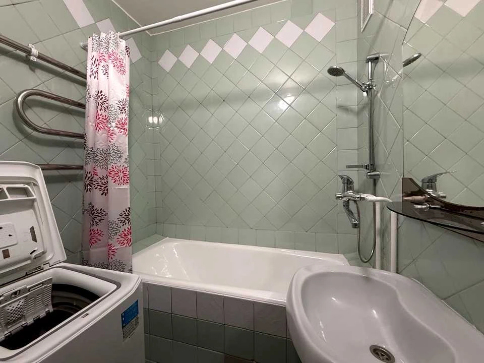 Квартира. Київ, Львівська вул.