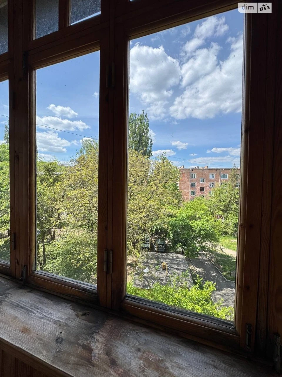 Apartment for Sale, Southern