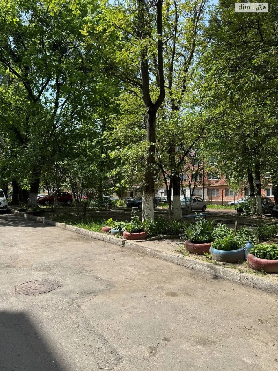 Apartment for Sale, Southern