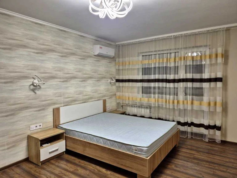 Квартира. Киев, проспект Миколи Бажана