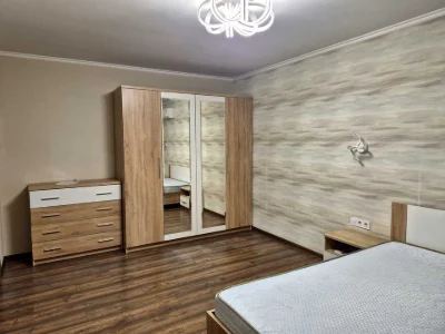 Квартира. Київ, Миколи Бажана просп.