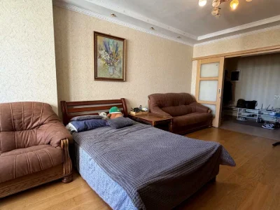 Apartment. Kyiv, Berezaysky Prospect.