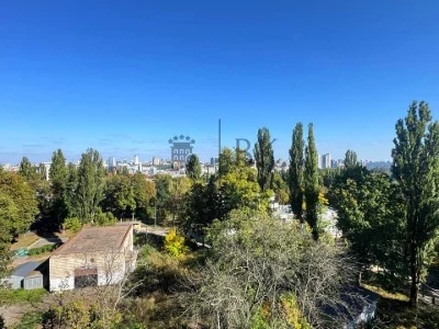 Квартира. Київ, Романа Ратушного вул.