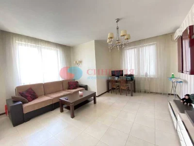 Продам 3-к квартиру Київ, Шевченківський, Дмитрівська вул, 8