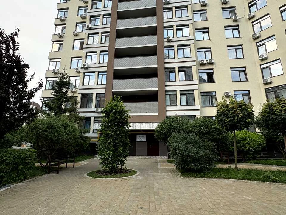 Квартира. Київ, Юнацька вул.