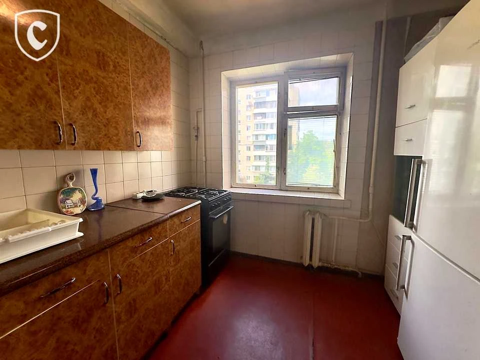 Apartment. Kyiv, Lytovsky Prospect.
