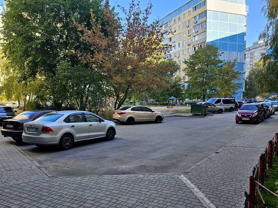 Квартира. Дніпро, Донецьке шосе