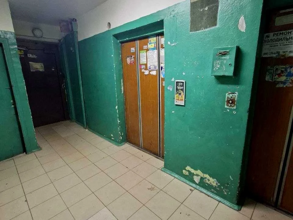Квартира. Київ, Героїв полку "Азов" вул.