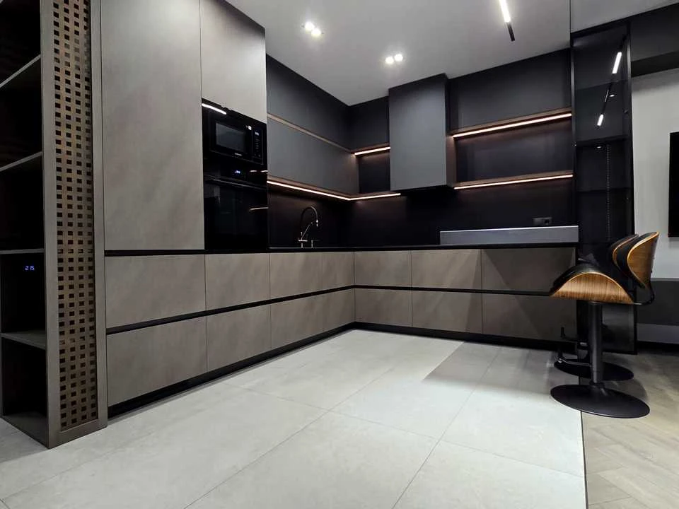 Apartment. Kyiv, Mykhaylo Boychuk St.