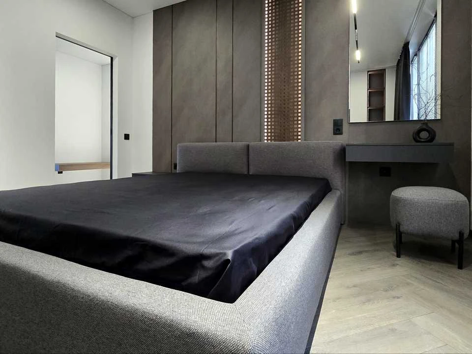 Apartment. Kyiv, Mykhaylo Boychuk St.