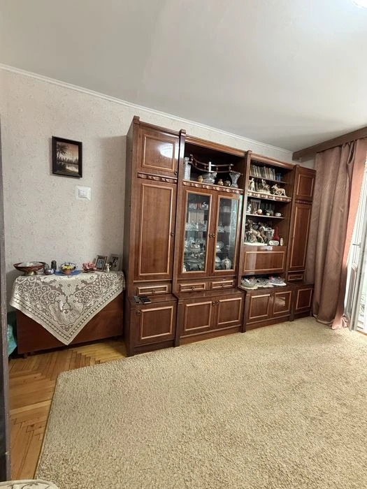 Продається 3-кімнатна квартира р-н Новий