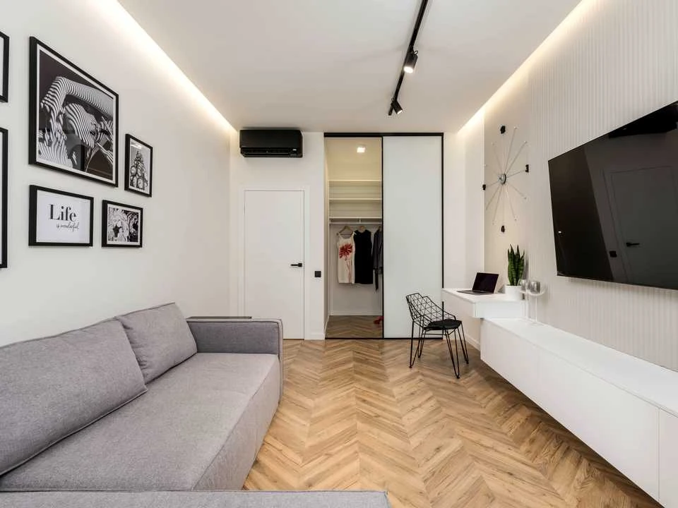 Apartment. Kyiv, Universytetska St.