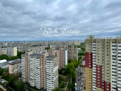 Квартира. Київ, Олександра Олеся вул.