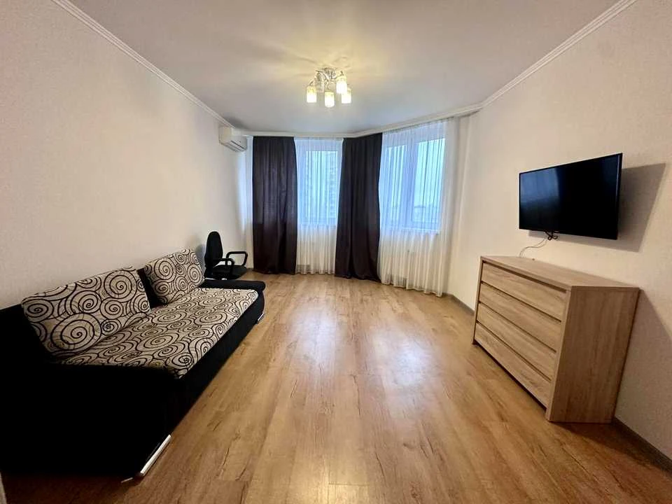 Apartment. Kyiv, Olena Ptichko Street