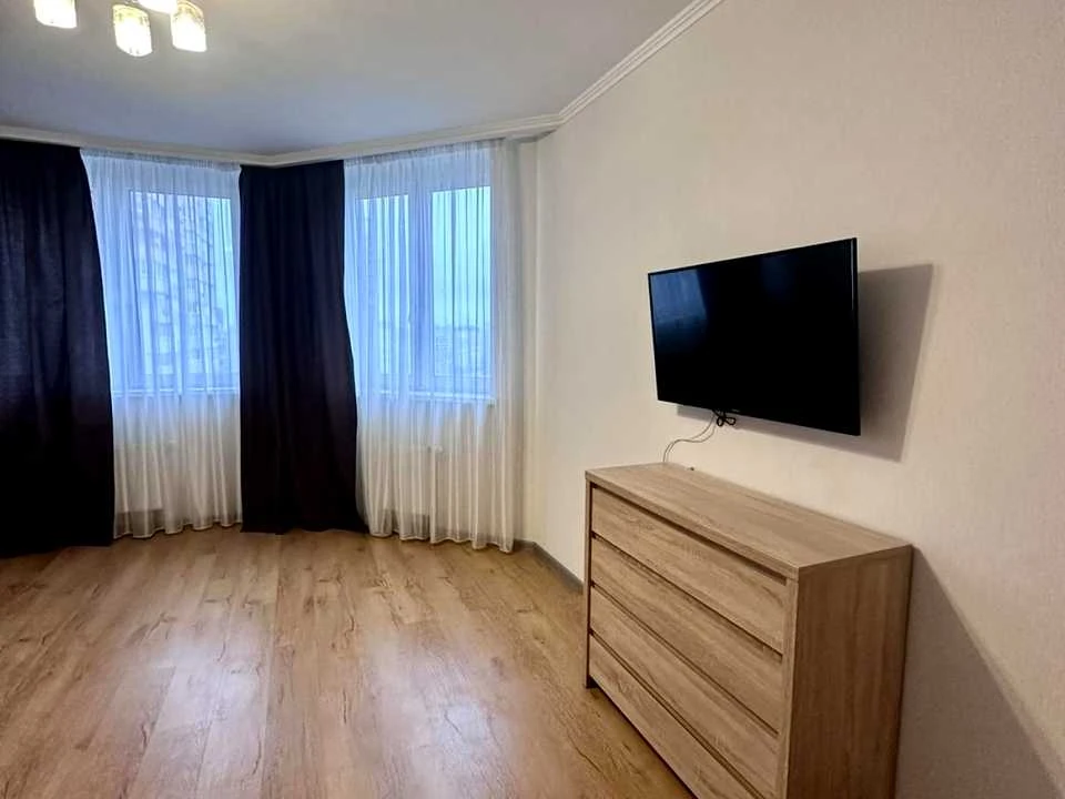 Apartment. Kyiv, Olena Ptichko Street