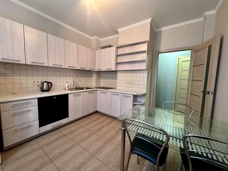 Apartment. Kyiv, Olena Ptichko Street