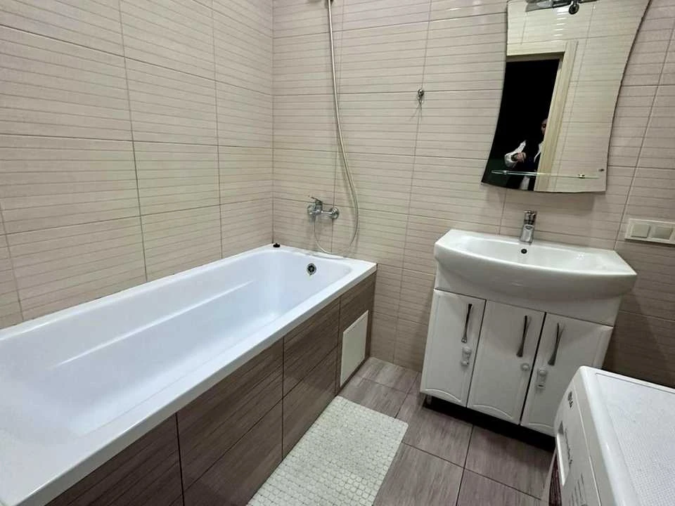 Apartment. Kyiv, Olena Ptichko Street