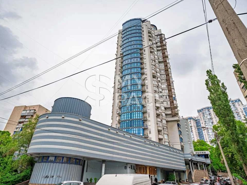 Квартира. Київ, Провіантська вул.