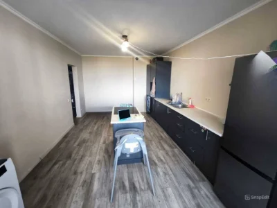 No % Sale of 3-room apartment in The Lakes residential complex, Yasynuvatsky St. 11