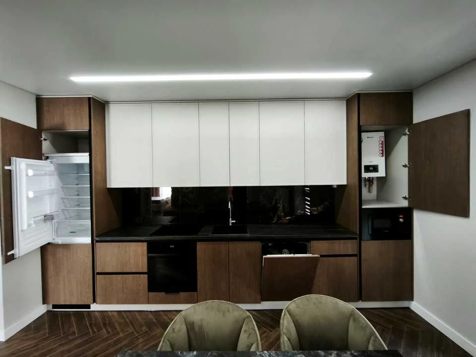 Apartment. Uzhhorod, Boris Tlekhasa St.