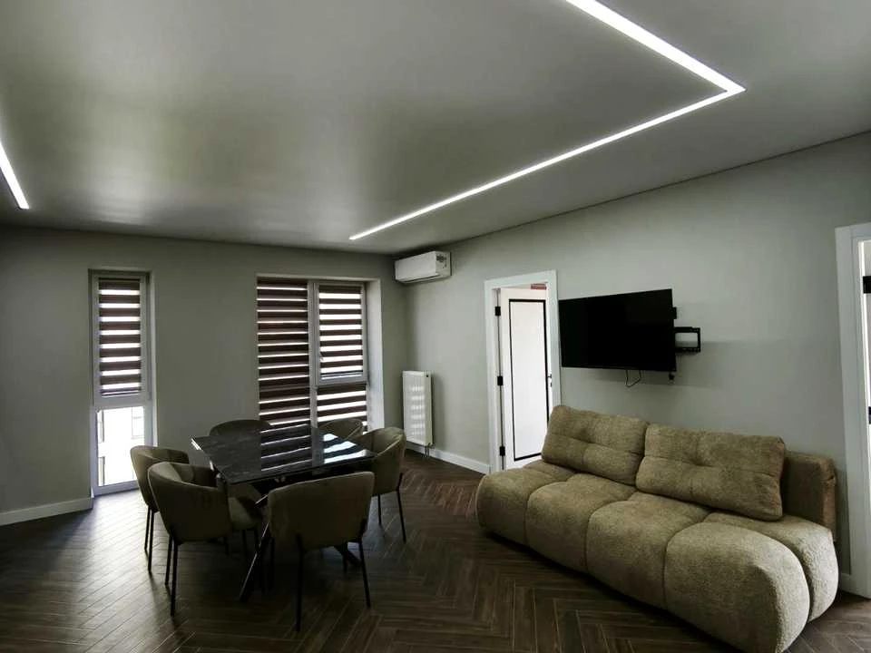 Apartment. Uzhhorod, Boris Tlekhasa St.