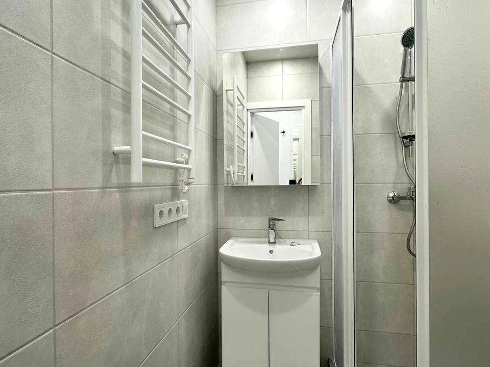Apartment. Kyiv, Ivan Vykhovs'kyi Street