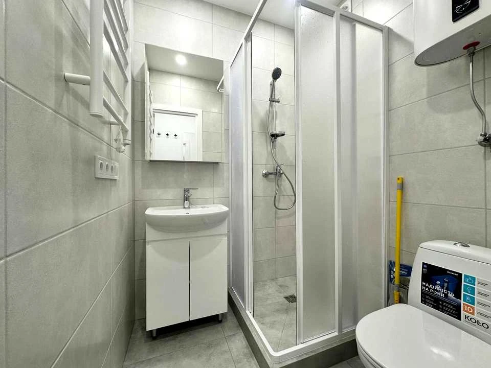 Apartment. Kyiv, Ivan Vykhovs'kyi Street