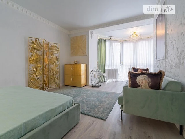 Sale of 1-room apartment 50 sq. m on Volynska Street 9A • ID 346967
