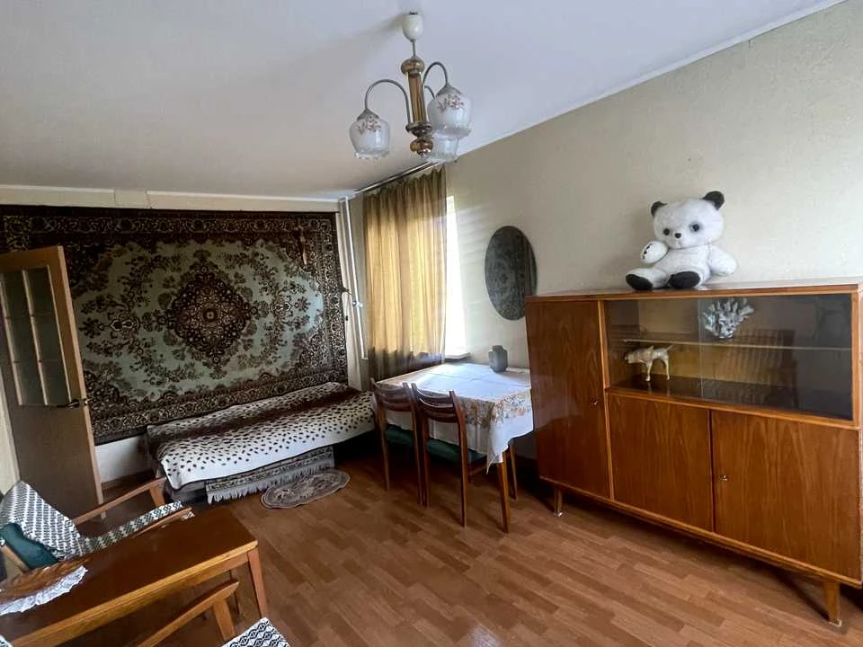 Квартира. Київ, Алішера Навої просп.