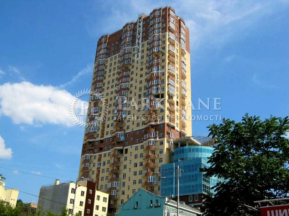 Квартира. Київ, Жилянська вул.