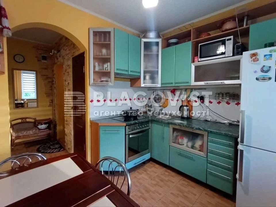 Квартира. Київ, Макіївська вул.
