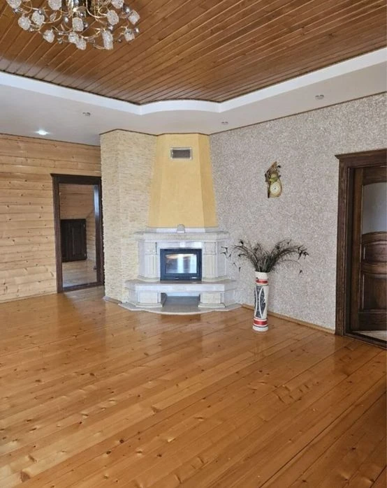 Продаж гарної великої квартири 105м2