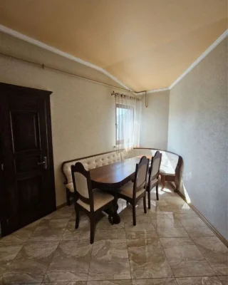 Продаж гарної великої квартири 105м2