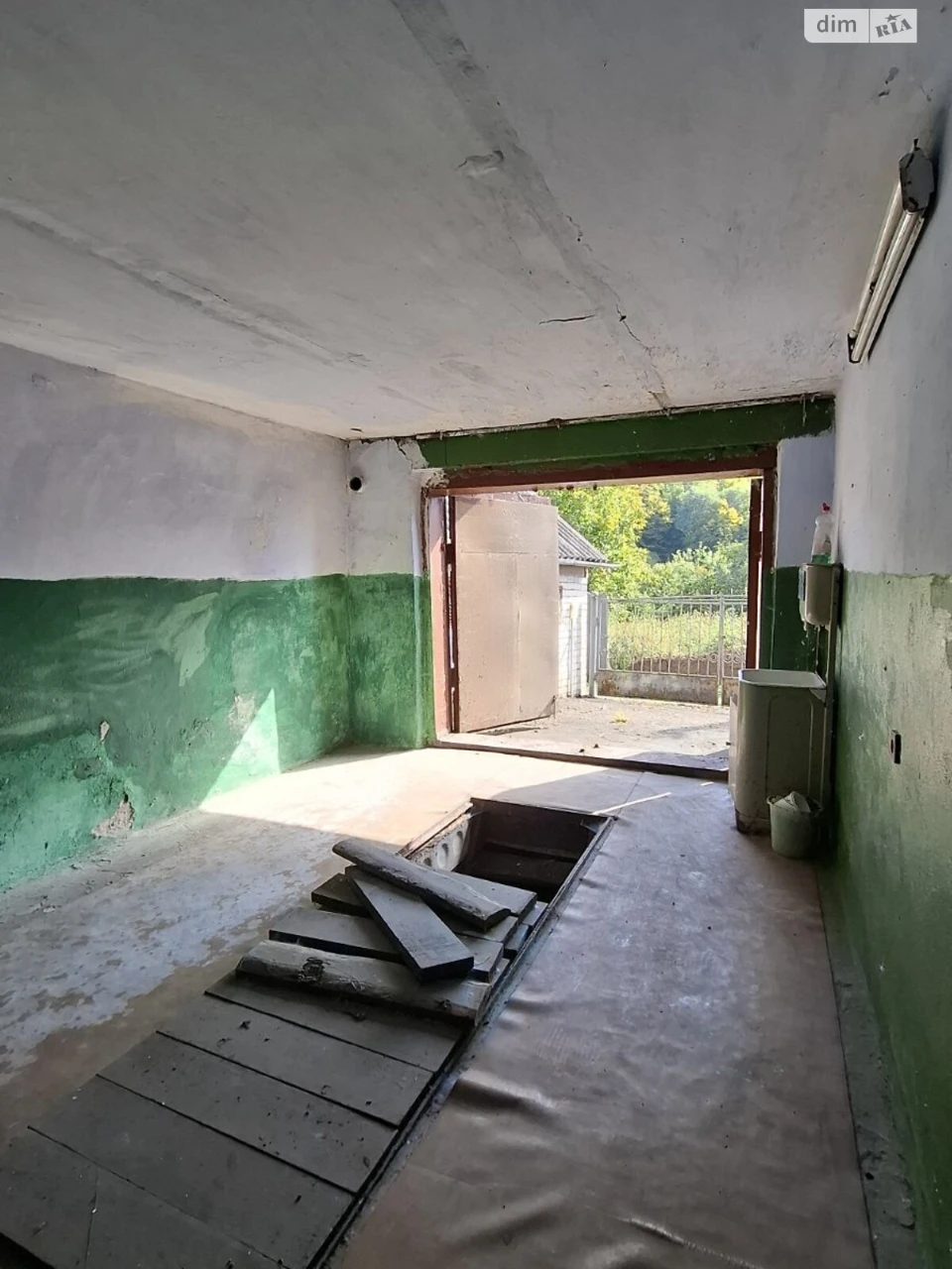 Sale House Lezneve