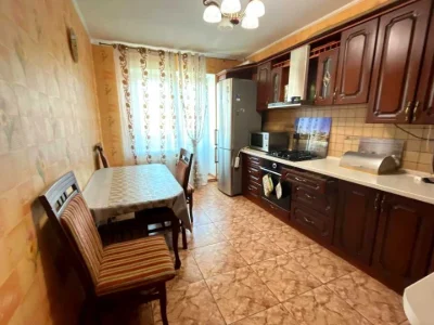 Квартира. Ровно, улица Гайдамацкая