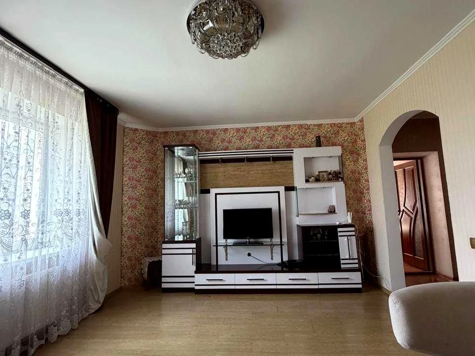 Квартира. Ровно, улица Гайдамацкая