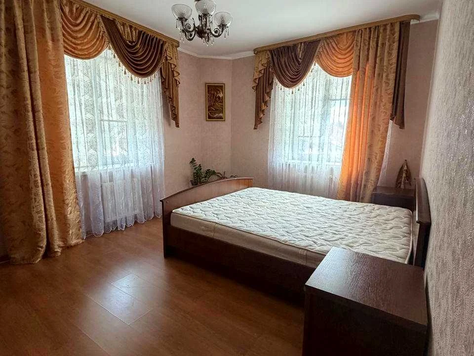 Квартира. Ровно, улица Гайдамацкая
