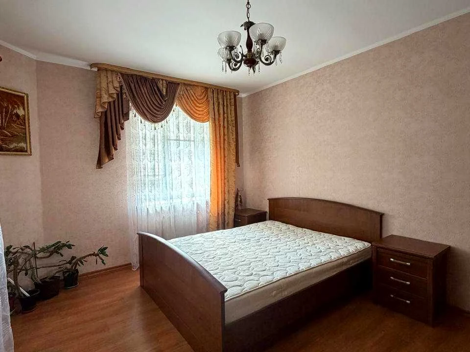 Квартира. Ровно, улица Гайдамацкая