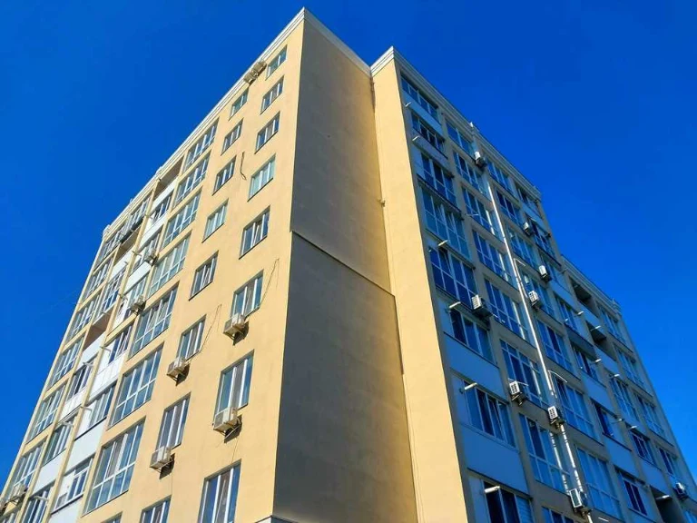 Apartment. Chernigov, Korolyova St.